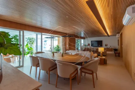 Apartamento com 4 Quartos à venda, 335m² no Vila Uberabinha, São Paulo