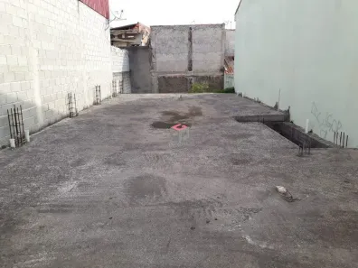 Lote/Terreno à venda, 185m² no Jardim Las Vegas, Santo André