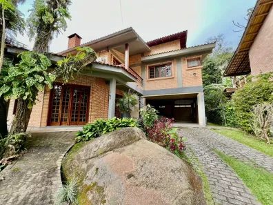 Casa com 3 Quartos à venda, 231m² no Ponta das Canas, Florianópolis