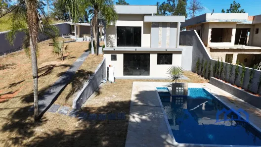 Fazenda/Sítio com 4 Quartos à venda, 1000m² no , Mairinque