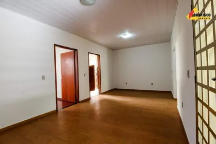 Imóvel Comercial com 3 Quartos para alugar, 149m² no Centro, Divinópolis