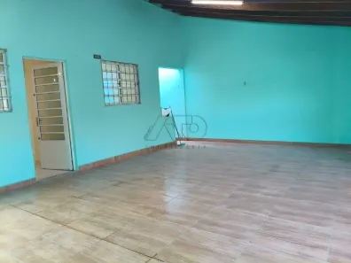 Casa com 3 Quartos para alugar, 125m² no Conjunto Habitacional Água Branca, Piracicaba