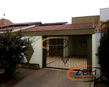 Sobrado com 4 Quartos para alugar, 202m² no Universitário, Londrina