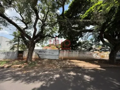 Lote/Terreno à venda, 553m² no Zona 07, Maringá