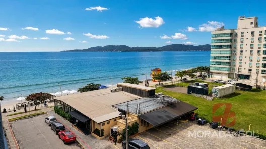 Apartamento com 3 Quartos para alugar, 110m² no Meia Praia, Itapema