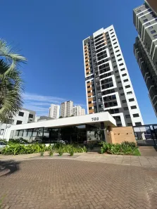 Apartamento com 2 Quartos para alugar, 65m² no Zona 08, Maringá