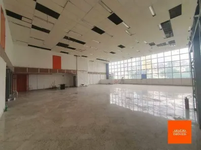 Prédio Comercial para alugar, 2600m² no Prado, Belo Horizonte