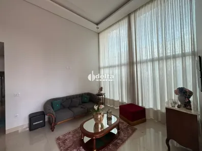 Casa de Condomínio com 3 Quartos para alugar, 398m² no Morada da Colina, Uberlândia