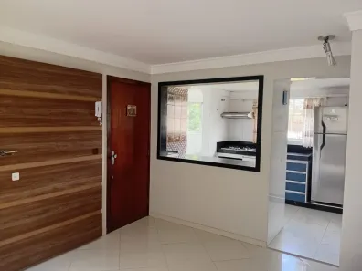 Apartamento com 2 Quartos à venda, 49m² no Pinheirinho, Curitiba