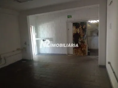 Galpão/Depósito/Armazém para alugar, 900m² no Segismundo Pereira, Uberlândia