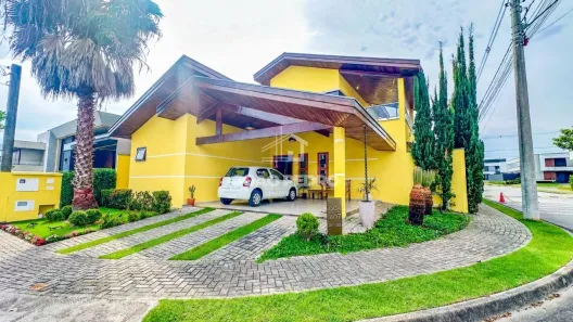 Casa de Condomínio com 3 Quartos à venda, 244m² no Piracangaguá, Taubaté