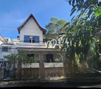Casa com 8 Quartos à venda, 288m² no Humaitá, Rio de Janeiro