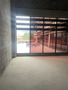 Sala Comercial para alugar, 258m² no Centro, Jacareí