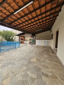 Sobrado com 4 Quartos à venda, 440m² no Centro, Mogi das Cruzes