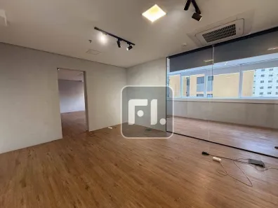 Sala Comercial para alugar, 94m² no Dezoito do Forte Empresarial/Alphaville., Barueri