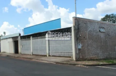 Casa com 3 Quartos à venda, 216m² no Vila Craide, Uberaba