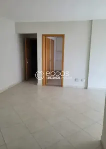 Apartamento com 3 Quartos para alugar, 140m² no Centro, Uberlândia