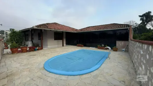 Casa com 3 Quartos à venda, 224m² no Salto Weissbach, Blumenau
