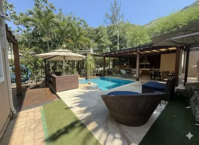 Casa de Condomínio com 4 Quartos para venda ou aluguel, 611m² no Recreio dos Bandeirantes, Rio de Janeiro