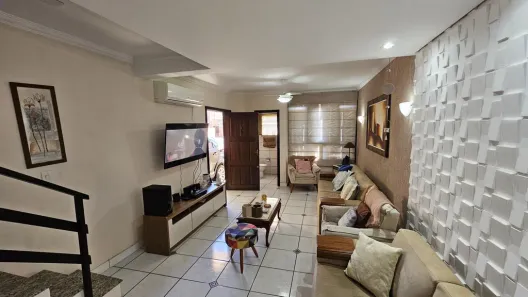 Casa com 4 Quartos à venda, 168m² no Santo Antônio, Porto Alegre