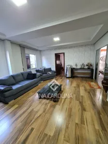 Casa com 4 Quartos à venda, 230m² no Planalto, Montes Claros
