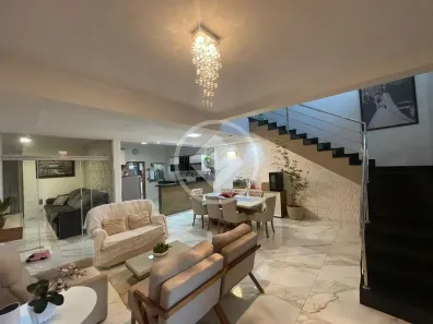 Sobrado com 3 Quartos à venda, 200m² no Santa Genoveva, Goiânia