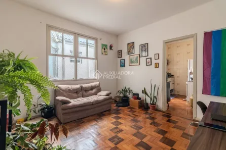 Apartamento com 2 Quartos à venda, 56m² no São João, Porto Alegre