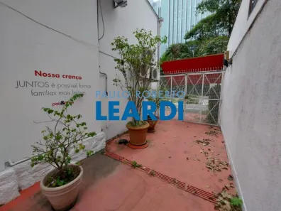 Sobrado com 7 Quartos para alugar, 400m² no Pinheiros, São Paulo