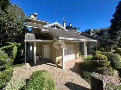Casa com 3 Quartos à venda, 137m² no Planalto, Gramado