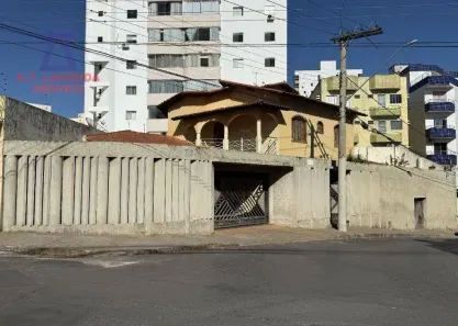Casa com 5 Quartos para alugar, 446m² no Cidade Santa Maria, Montes Claros