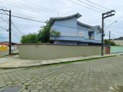 Sobrado com 4 Quartos à venda, 150m² no Vila São Paulo, Itanhaém