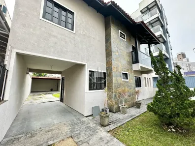 Casa com 2 Quartos à venda, 138m² no Pagani, Palhoça