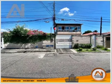 Casa com 4 Quartos à venda, 230m² no Panamericano, Fortaleza