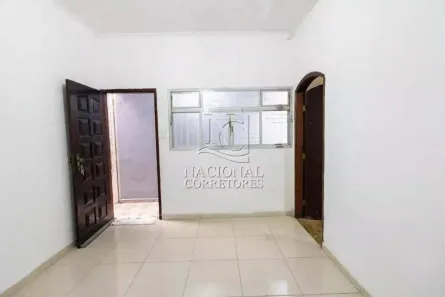 Casa com 2 Quartos para alugar, 150m² no Vila Gilda, Santo André