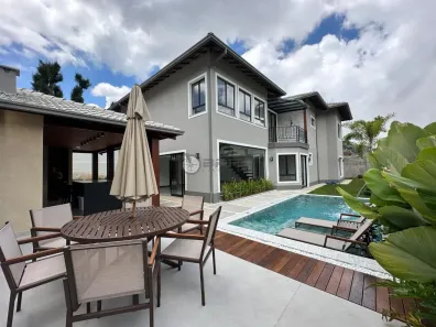 Casa com 4 Quartos à venda, 350m² no Carlos Guinle, Teresópolis