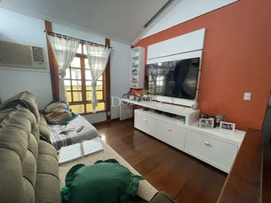 Casa de Condomínio com 3 Quartos à venda, 202m² no Parque Residencial Itapeti, Mogi das Cruzes