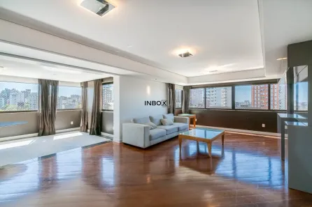Apartamento com 3 Quartos para alugar, 201m² no Auxiliadora, Porto Alegre