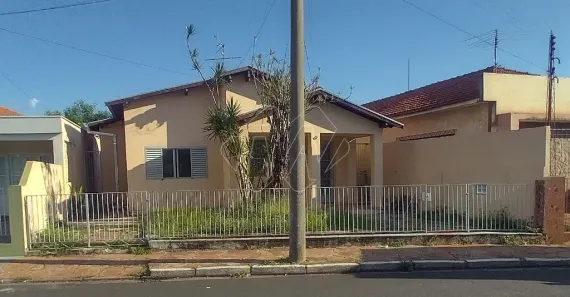 Casa com 2 Quartos à venda, 137m² no Centro, Araraquara