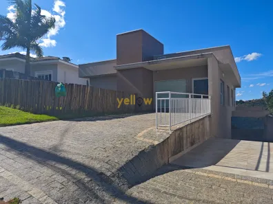 Casa de Condomínio com 4 Quartos à venda, 200m² no Jardim Imperial, Arujá