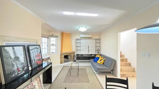 Casa com 3 Quartos à venda, 120m² no Cavalhada, Porto Alegre