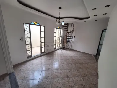 Sobrado com 4 Quartos à venda, 200m² no Bosque dos Eucaliptos, São José dos Campos