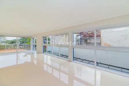 Apartamento com 3 Quartos à venda, 191m² no Vila Assunção, Porto Alegre