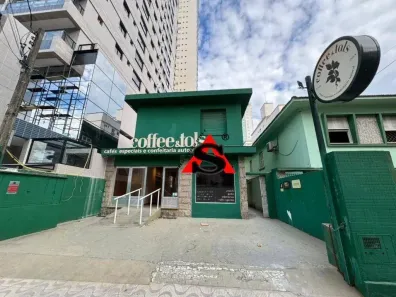 Imóvel Comercial com 4 Quartos para alugar, 324m² no Aparecida, Santos