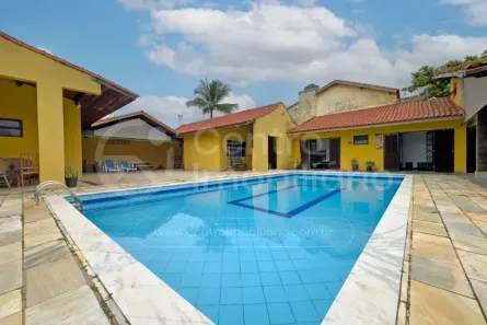Casa com 7 Quartos à venda, 343m² no Cidade Nova Peruíbe, Peruíbe