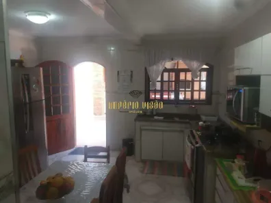 Sobrado com 3 Quartos à venda, 150m² no Jardim Varan, Suzano