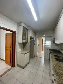 Apartamento com 3 Quartos para alugar, 110m² no Centro, Itajaí