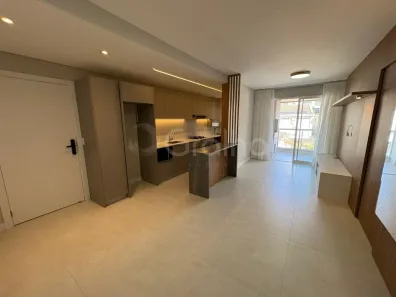 Apartamento com 2 Quartos à venda, 65m² no Agronômica, Florianópolis