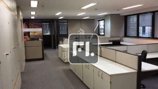 Sala Comercial para alugar, 214m² no Vila Olímpia, São Paulo