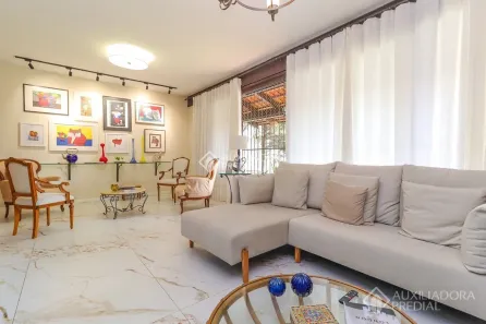 Casa com 3 Quartos à venda, 300m² no Ipanema, Porto Alegre