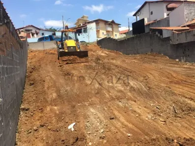 Lote/Terreno à venda, 331m² no Jardim Santa Maria, Jacareí